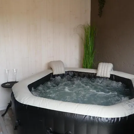 Cocon Avec Jacuzzi Prive, Proche Dune Du Pilat *
