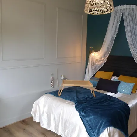Holiday home Cocon Avec Jacuzzi Prive, Proche Dune Du Pilat