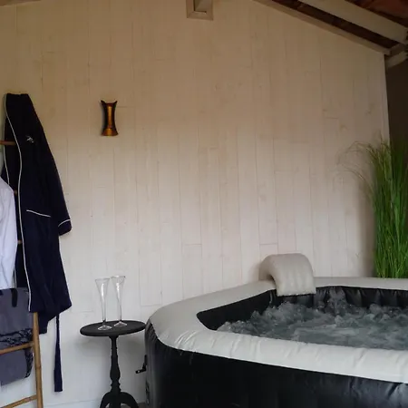Cocon Avec Jacuzzi Prive, Proche Dune Du Pilat Le Teich